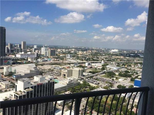 Opera Tower, 1750 N Bayshore Dr #4912, Miami, Florida 33132, image 1
