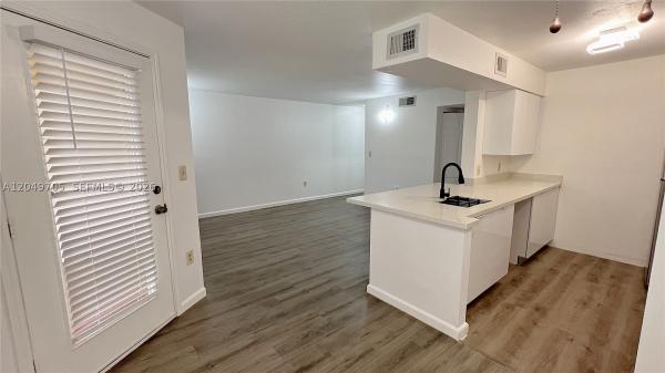 Sailboat Pointe, 2485 NW 33rd St #1610, Oakland Park, Florida 33309, image 3