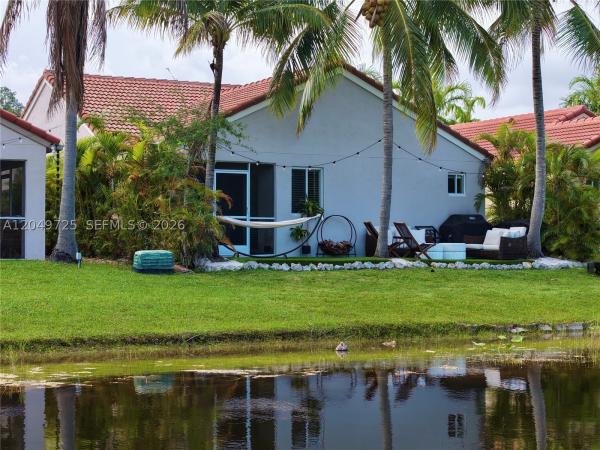 The Glades, 1333 Majesty Ter, Weston, Florida 33327, image 2
