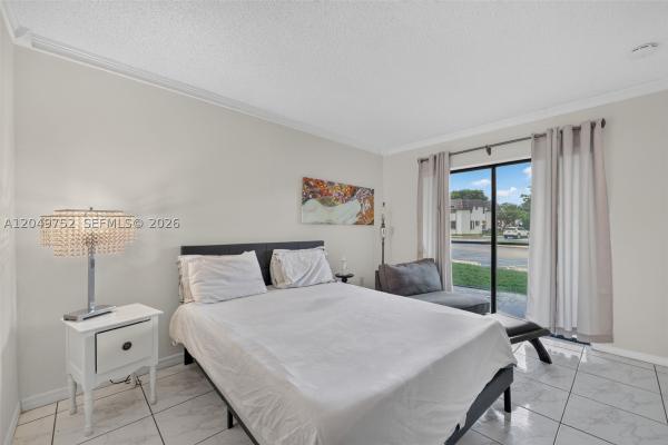 14929 SW 104th St #21-14, Unincorporated Dade County, Florida 33196, image 2