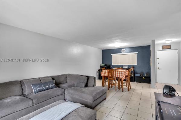 Villas Of Miami Lakes, 7400 Miami Lakes Dr #D-205, Miami Lakes, Florida 33014, image 1