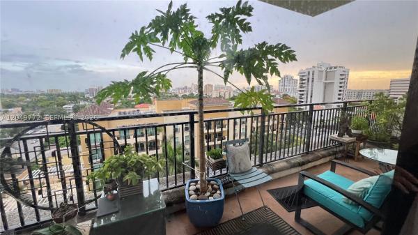 Puerta De Palmas, 888 S Douglas Rd #806, Coral Gables, Florida 33134, image 2