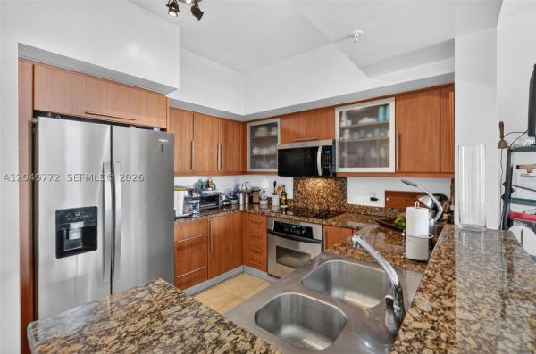 Puerta De Palmas, 888 S Douglas Rd #806, Coral Gables, Florida 33134, image 3