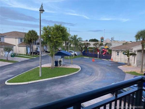 8441 SW 124th Ave #103, Unincorporated Dade County, Florida 33183, image 2