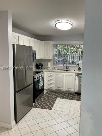 Sunrise Lakes 3, 9201 Sunrise Lakes Blvd #205, Sunrise, Florida 33322, image 3