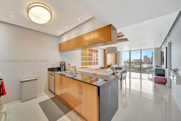 Opera Tower, 1750 N Bayshore Dr #3910, Miami, Florida 33132, image 1