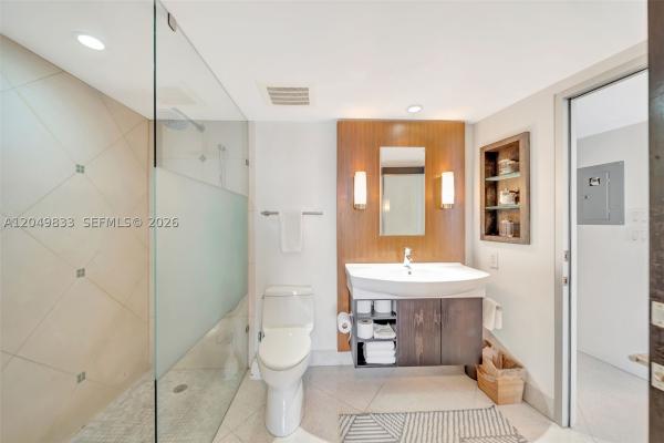 Opera Tower, 1750 N Bayshore Dr #3910, Miami, Florida 33132, image 2