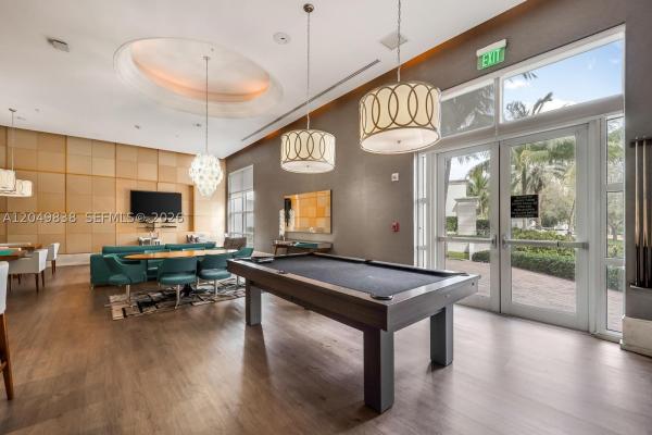 The Parc At Turnberry Isle, 19400 Turnberry Way #321, Aventura, Florida 33180, image 2