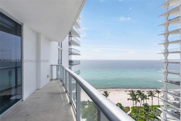 Jade Beach, 17001 Collins Ave #1401, Sunny Isles Beach, Florida 33160, image 3