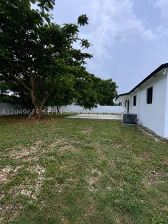 11820 SW 223rd St, Unincorporated Dade County, Florida 33170, image 1