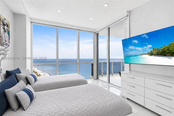 Trump Royale, 18201 Collins Ave #3504, Sunny Isles Beach, Florida 33160, image 1