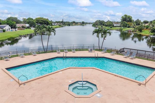 Rainberry Lake, 2055 NW 9th St, Delray Beach, Florida 33445, image 3