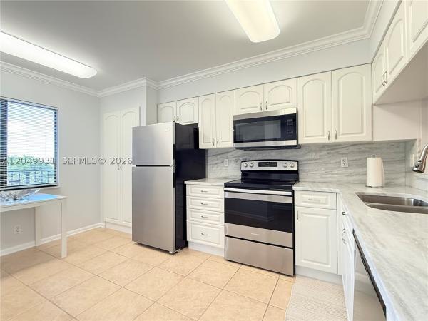 Cypress Bend, 2206 S Cypress Bend Dr #508, Pompano Beach, Florida 33069, image 1