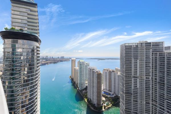 Epic Hotel & Residences, 200 Biscayne Boulevard Way #5404, Miami, Florida 33131, image 2