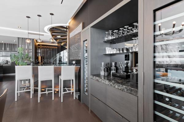 Epic Hotel & Residences, 200 Biscayne Boulevard Way #5404, Miami, Florida 33131, image 3