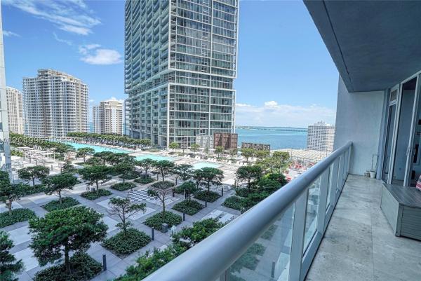Icon Brickell Tower 3, 485 Brickell Ave #1701, Miami, Florida 33131, image 3