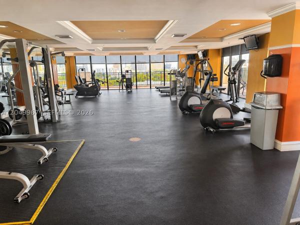 Puerta De Palmas, 888 S Douglas Rd #810, Coral Gables, Florida 33134, image 2