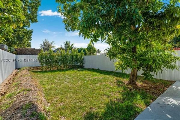 2936 NW 27th St #2936, Unincorporated Dade County, Florida 33142, image 2