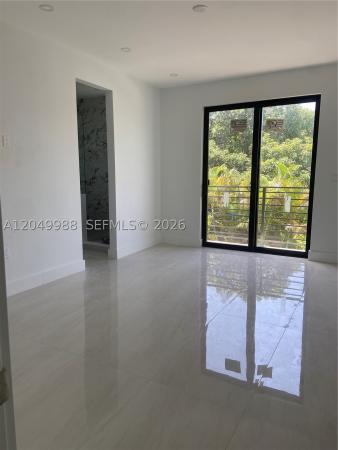 Douglas Manor, 3730 SW 28th St, Miami, Florida 33134, image 2