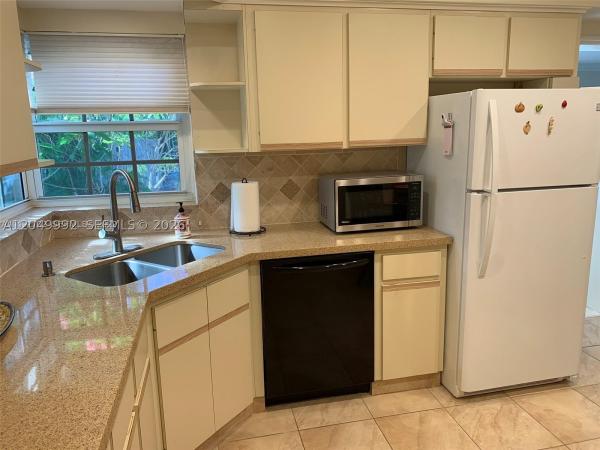 Miami Shores Residential, 333 NE 102nd St, Miami Shores, Florida 33138, image 2