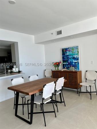One Miami East, 335 S Biscayne Blvd #4207, Miami, Florida 33131, image 3