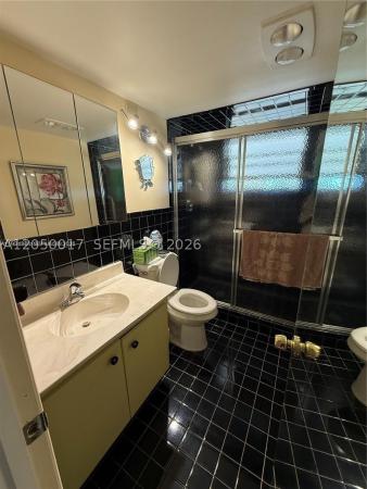 Hillcrest, 4800 Hillcrest Ln #511, Hollywood, Florida 33021, image 2