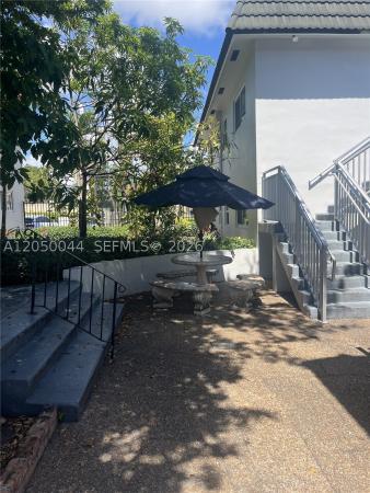 Harbordale, 1000 SE 15th St #205, Fort Lauderdale, Florida 33316, image 3