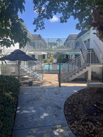 Harbordale, 1000 SE 15th St #205, Fort Lauderdale, Florida 33316, image 2