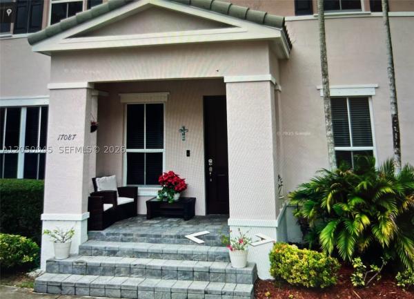 17087 SW 93rd St, Unincorporated Dade County, Florida 33196, image 3