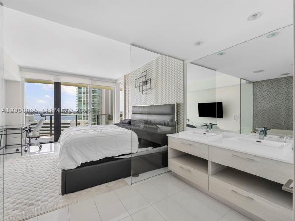 Paraiso Bay, 650 NE 32nd St #1201, Miami, Florida 33137, image 1