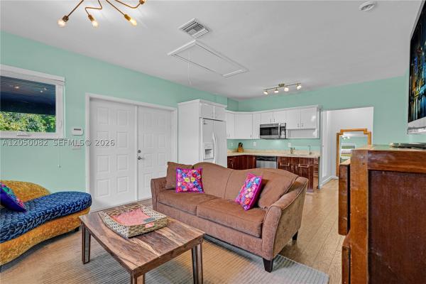 Old Cutler Estates, 6952 SW 149th Ter, Palmetto Bay, Florida 33158, image 2