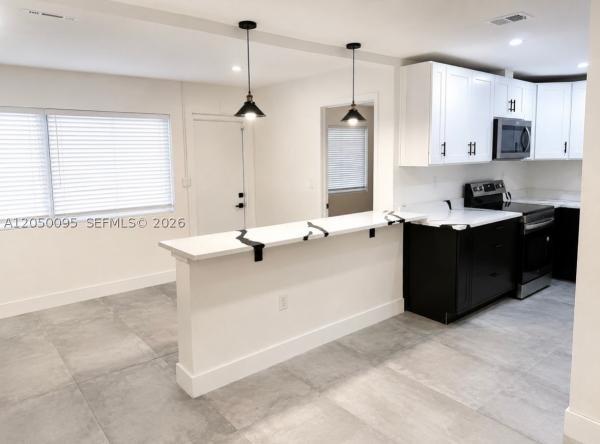 Lake Ridge, 1039 NE 17th Ave #-, Fort Lauderdale, Florida 33304, image 1