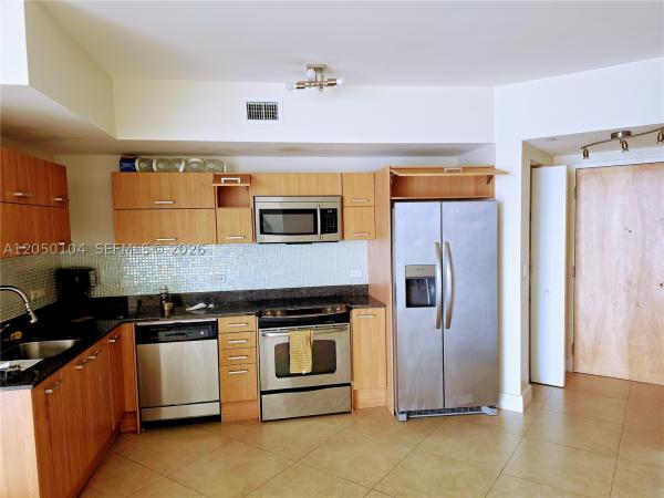 Wind, 350 S Miami Ave #3201, Miami, Florida 33130, image 2