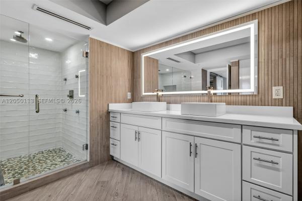 Sunny Isles Beach, Florida 33160, image 3