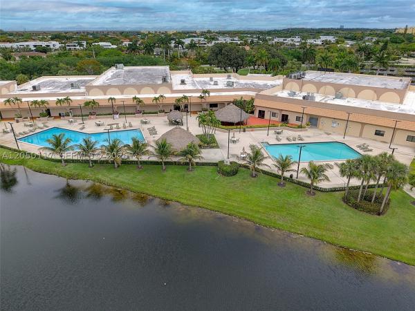 Saddle Club Garden, 16252 Laurel Dr #201, Weston, Florida 33326, image 1