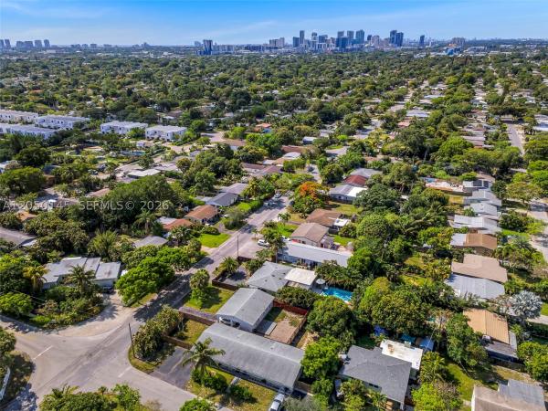 South Middle River, 700 NW 18th St #1-2, Fort Lauderdale, Florida 33311, image 2