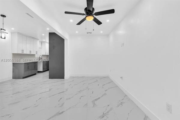Pierces Lemon City, 5850 NE 3rd Ave #1, Miami, Florida 33137, image 2