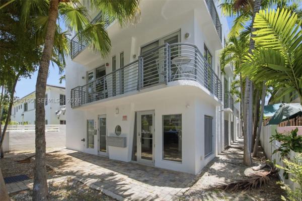 The Terrace, 945 Michigan Ave #3, Miami Beach, Florida 33139, image 2