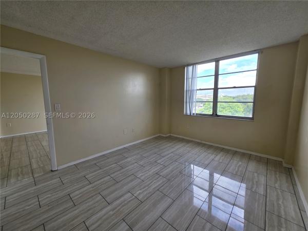 15600 NW 7th Ave #511, Unincorporated Dade County, Florida 33169, image 2