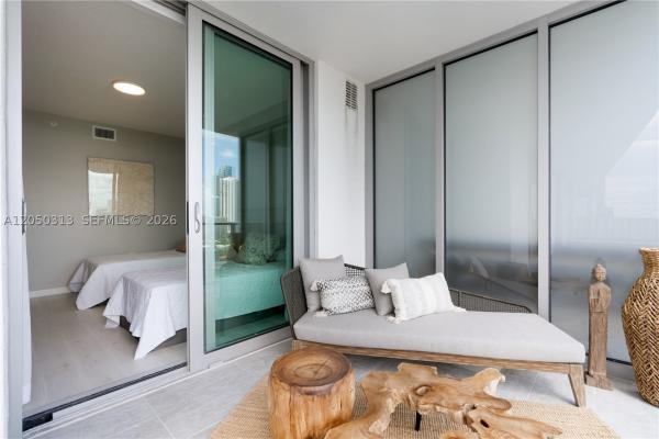 Parque Towers, 330 Sunny Isles Blvd #5-1404, Sunny Isles Beach, Florida 33160, image 1