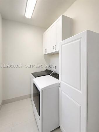 5487 Cassidy Ln, Naples, Florida 34142, image 2