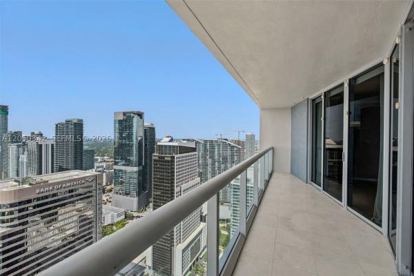Icon Brickell Tower 2, 495 Brickell Ave #5309, Miami, Florida 33131, image 3