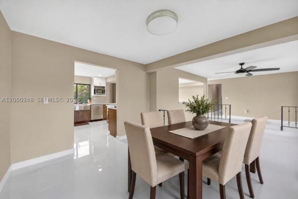 8024 SW 91st Ave, Unincorporated Dade County, Florida 33173, image 1