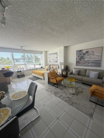 The Executive, 4925 Collins Ave #2D, Miami Beach, Florida 33140, image 1