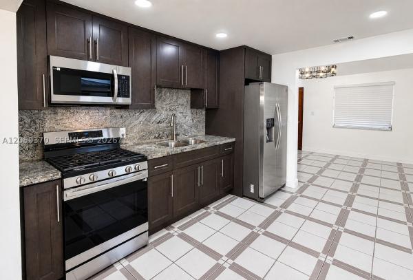 Gratigny Heights, 6161 E 4th Ave, Hialeah, Florida 33013, image 3