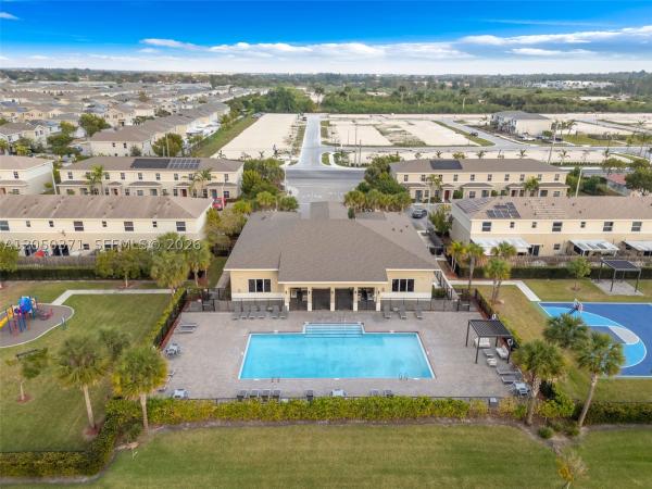 Keys Pointe, 533 NE 5th Pl, Florida City, Florida 33034, image 3