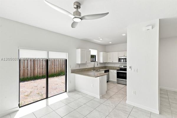 Fresno At The Vineyards, 125 SE 34th Ter, Homestead, Florida 33033, image 1