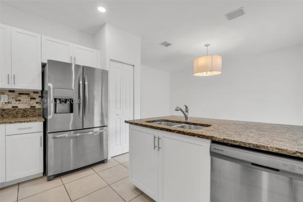 582 NE 207th St, Unincorporated Dade County, Florida 33179, image 2