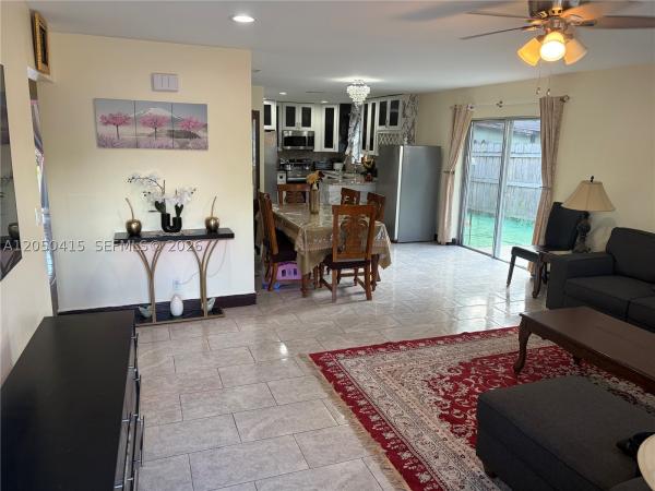 Villa Rica, 4280 N Dixie Hwy, Boca Raton, Florida 33431, image 2