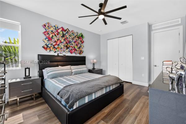 Urban Village At 5th Ave, 405 NE 35th Ct #5, Oakland Park, Florida 33334, image 3